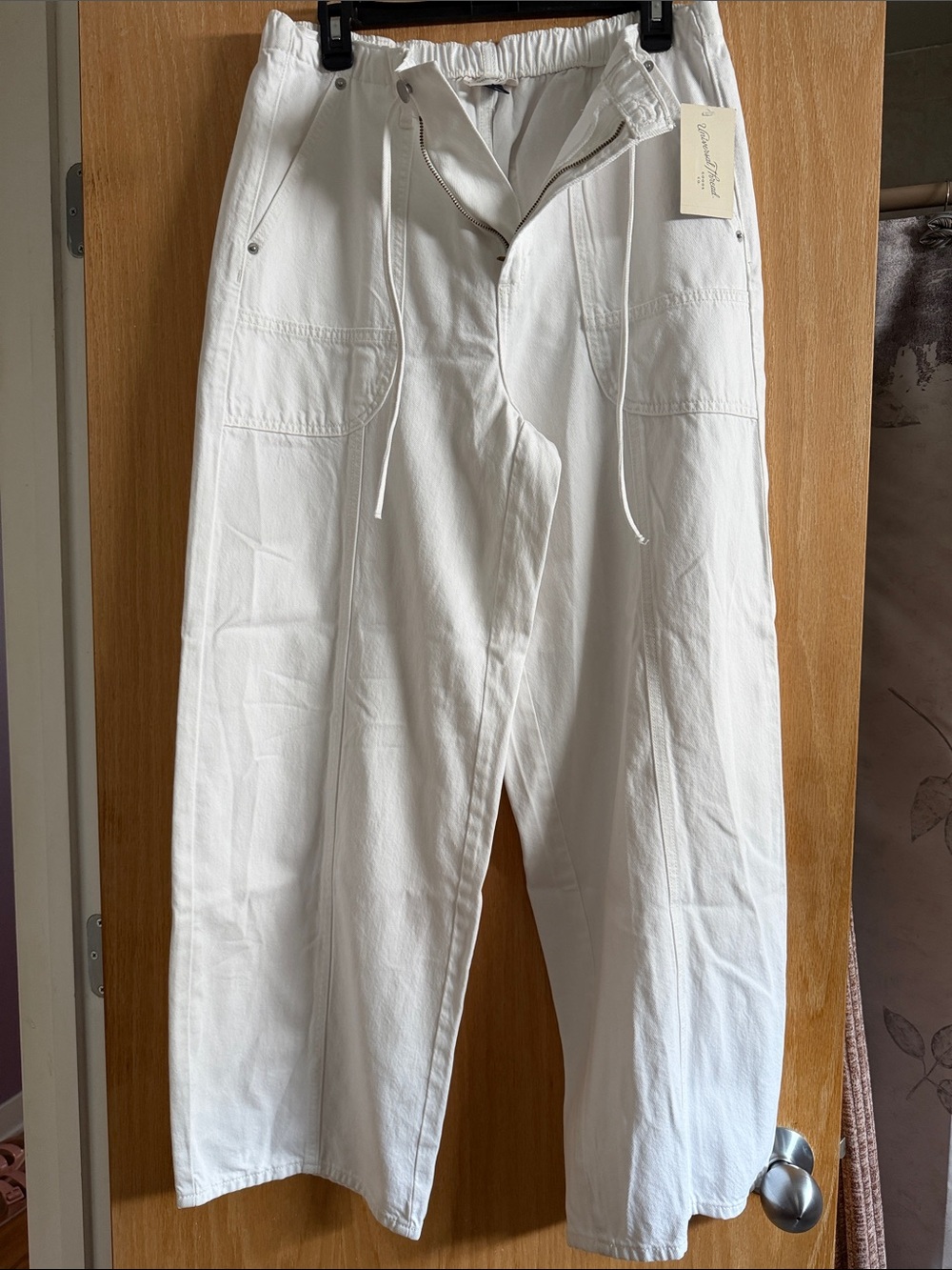 Universal Thread White Women's High-Rise Pants with Tags